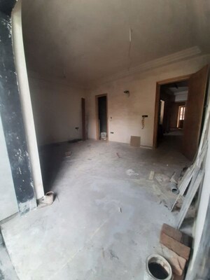 Building Lobby in 3 BHK Builder Floor at Paschim Vihar – for Sale