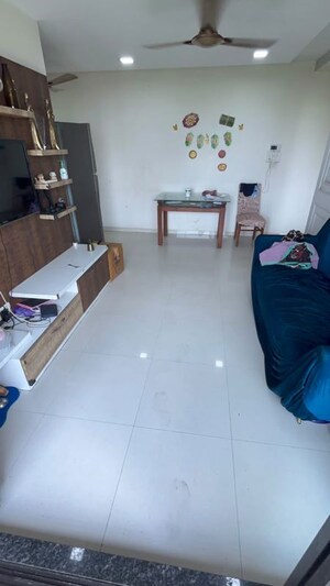 2 BHK Apartment For Rent in Squarefeet Imperial Square, Ghodbunder Road