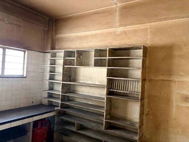 Kitchen, navi peth 1 Bedroom 560 Sq.Ft. Apartment In Navi Peth Pune 10642590