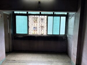 Room in 1 BHK Apartment at Navi Peth – for Sale