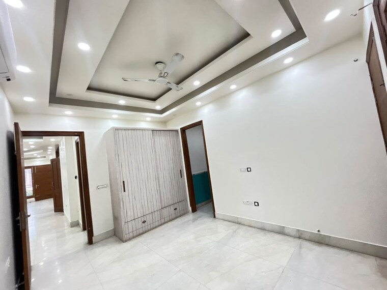 Room, sector 45 3 Bedroom 2000 Sq.Ft. Builder Floor In Sector 45 Gurgaon 10642591