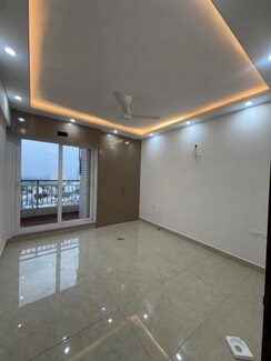3.5 BHK +Apartment For Rent in Sultanpur