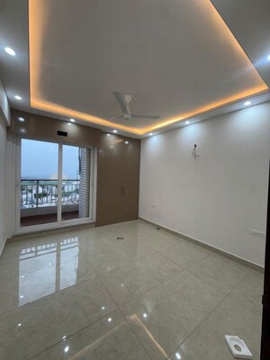 3.5 BHK Apartment For Rent in Sultanpur