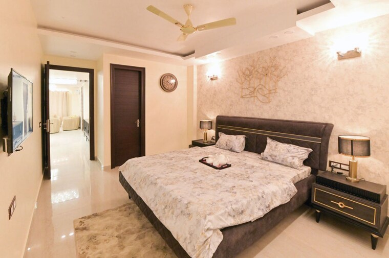 Bedroom, aradhya-homes 4 Bedroom 300 Sq.Yd. Builder Floor In Sector 67a Gurgaon 10642560