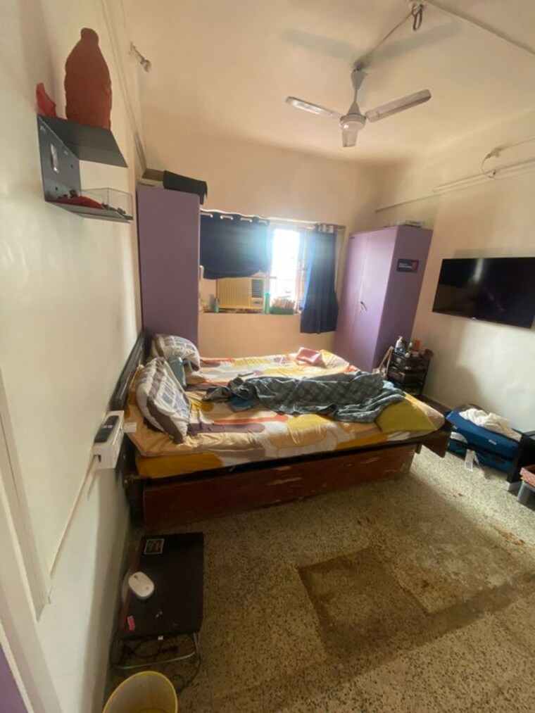 Team Area, khar west 2 Bedroom 800 Sq.Ft. Apartment In Khar West Mumbai 10642516