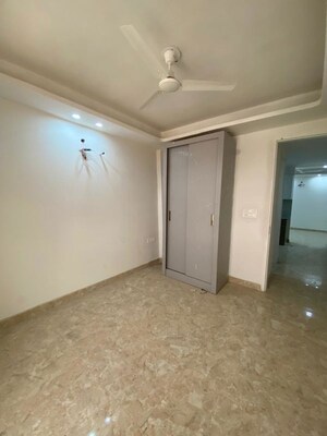 Room in 2 BHK Builder Floor at Saket – for Sale