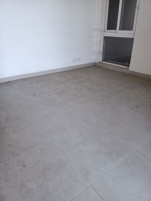 Room in 3.5 BHK Apartment at KLJ Greens, Sector 77 – for Sale