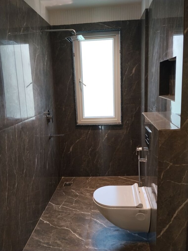 Bathroom, sector 82a 3 Bedroom 1080 Sq.Ft. Builder Floor In Sector 82a Gurgaon 10642616