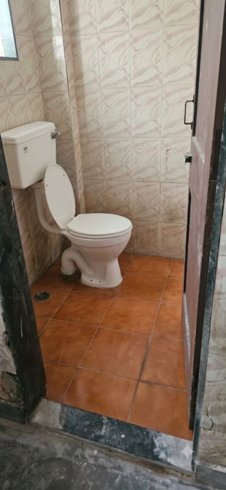 Bathroom, chembur Commercial Shop 572 Sq.Ft. In Chembur Mumbai 10642643