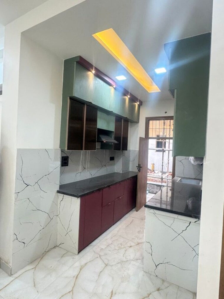 Kitchen, sector 73 2 Bedroom 1108 Sq.Ft. Builder Floor In Sector 73 Noida 10642660