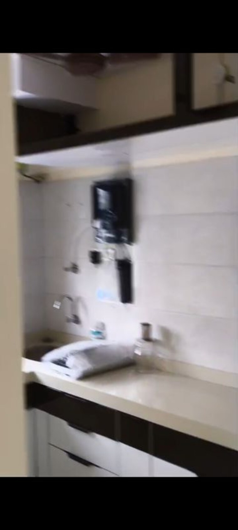 Bathroom, neel-sagar-vile-parle-west 1 Bedroom 500 Sq.Ft. Apartment In Vile Parle West Mumbai 10642666