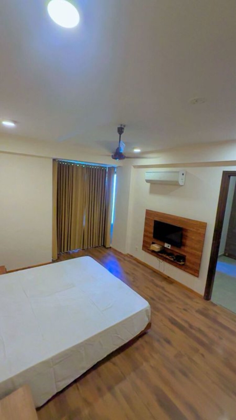 Room, kohli-one-housing-malibu-condominiums-high-rise 4 Bedroom 4500 Sq.Ft. Builder Floor In Sector 47 Gurgaon 10642655
