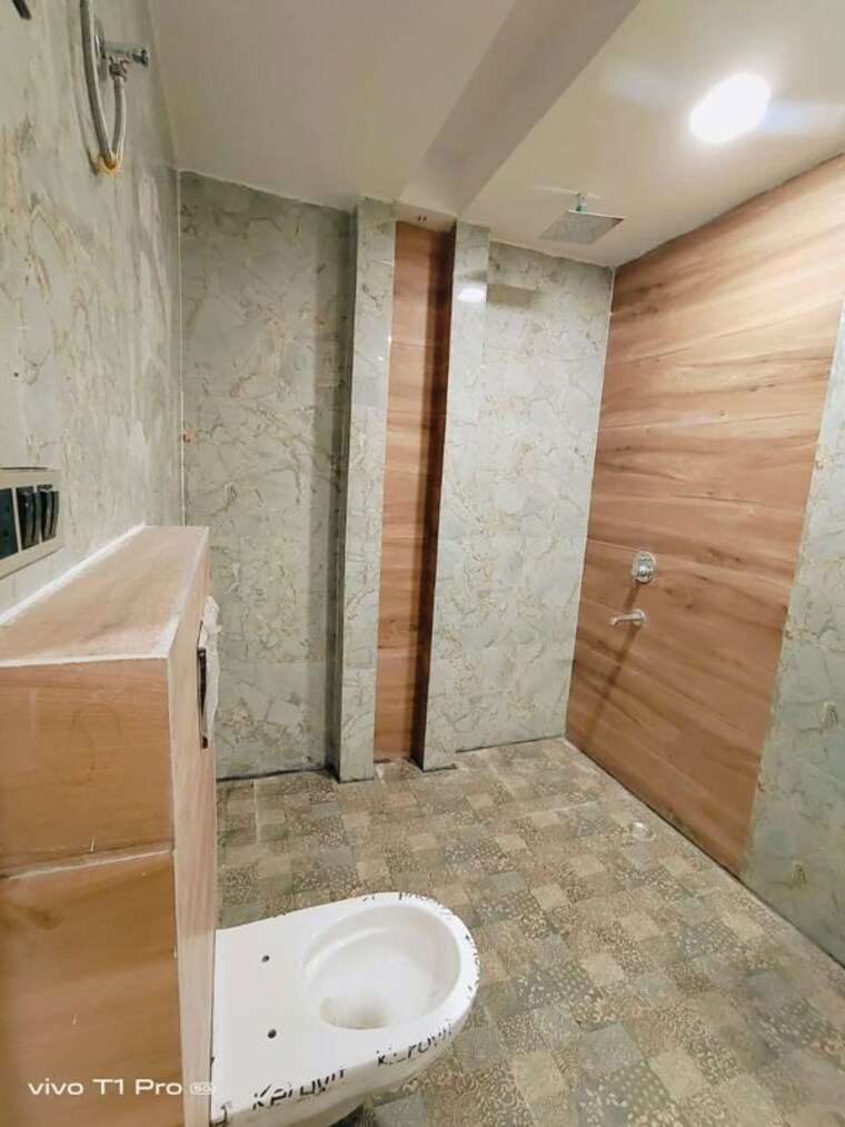 Bathroom, green fields colony 3 Bedroom 1807 Sq.Ft. Builder Floor In Green Fields Colony Faridabad 10642690