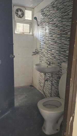 Bathroom in 2 BHK Apartment at Signature Global The Roselia, Sector 95a – for Sale