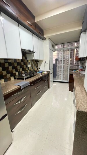 Kitchen in 2.5 BHK Apartment at Cloud 36 Mumbai, Ghansoli – for Rent