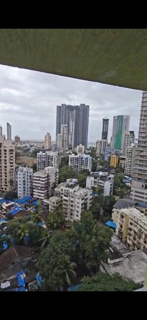 1.5 BHK Apartment – Exterior View View at Dadar West - for Rent