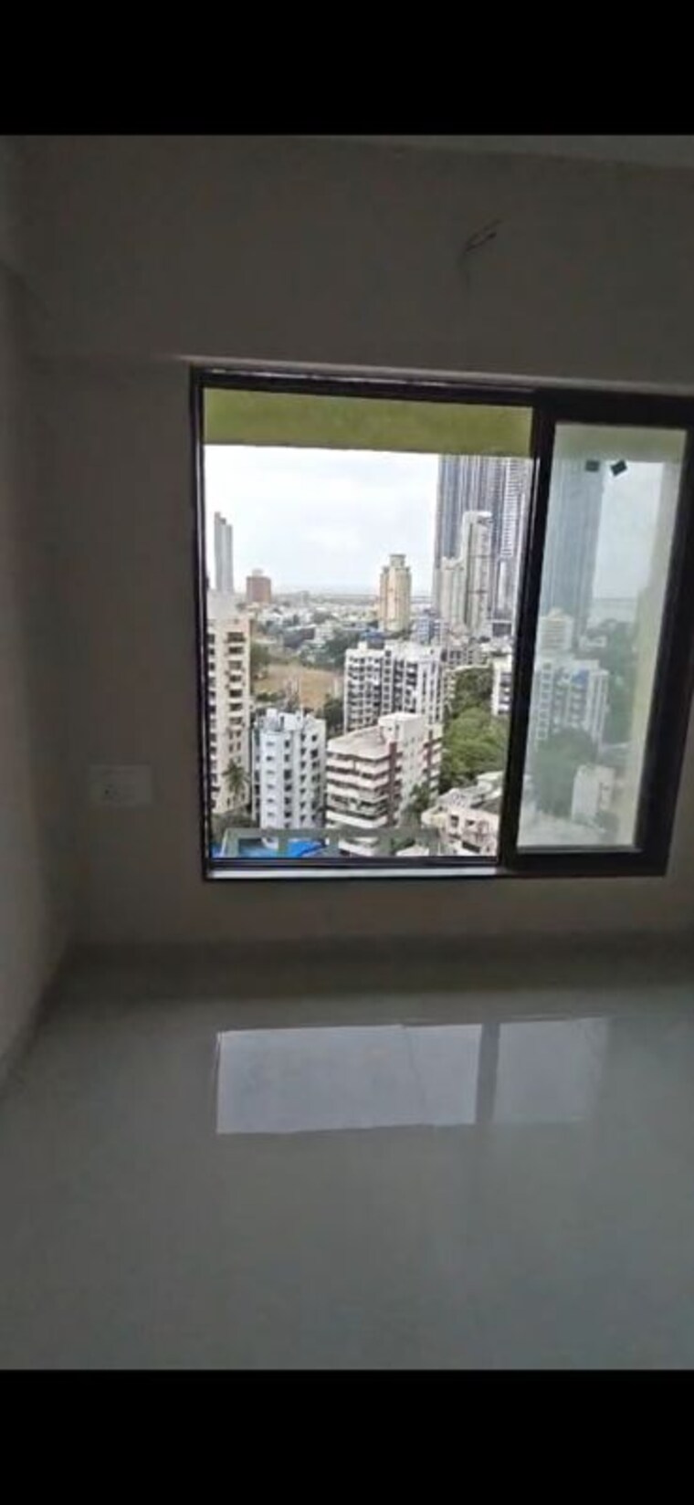Room, dadar west 1.5 Bedroom 650 Sq.Ft. Apartment In Dadar West Mumbai 10642739