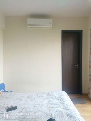 Bedroom in 2 BHK Apartment at Cloud 36 Mumbai, Ghansoli – for Rent