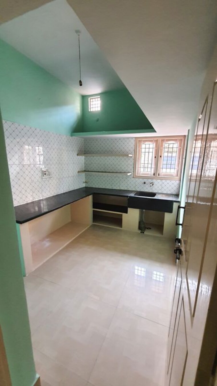 Kitchen, rt nagar 6+ Bedroom 3300 Sq.Ft. Independent House In Rt Nagar Bangalore 10642761