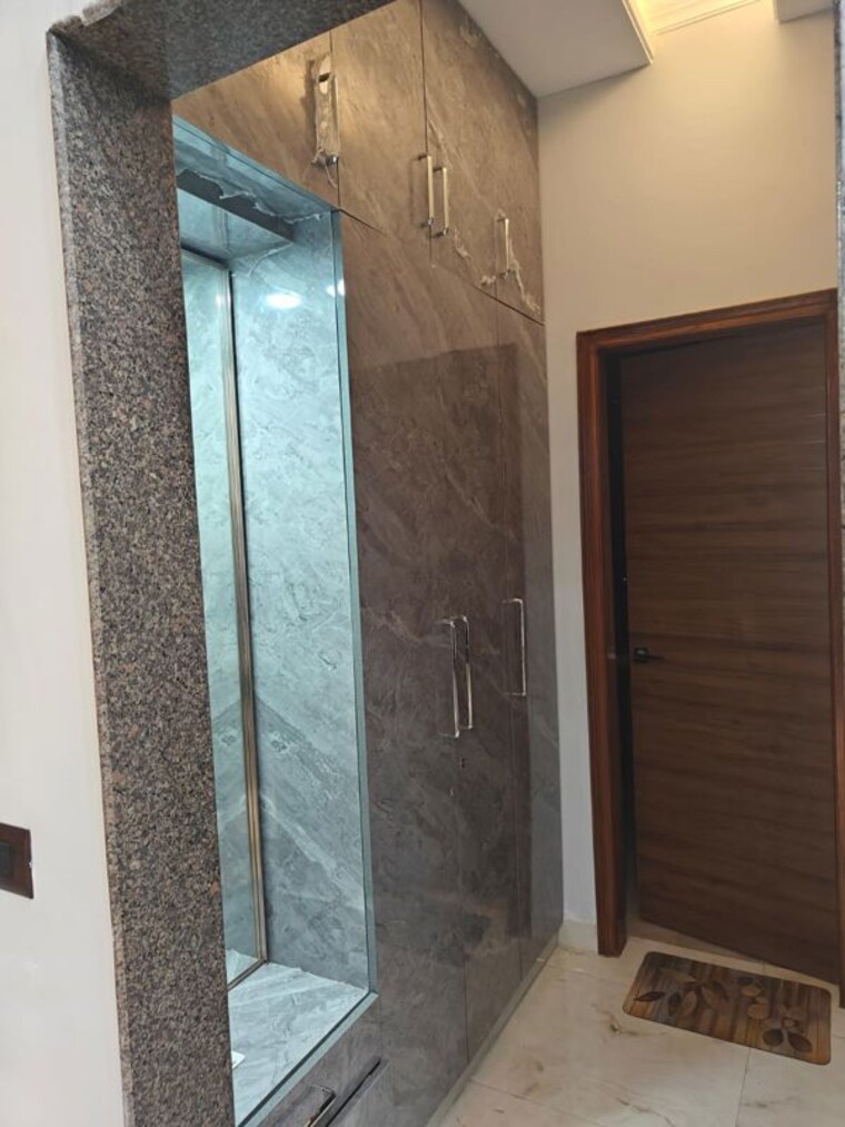 Bathroom, sun-twilight 2 Bedroom 200 Sq.Yd. Villa In Jaypee Greens Greater Noida 10642759