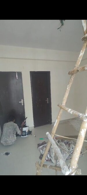 Furnished Amenities in 3 BHK Apartment at Proview Officer City 2, Raj Nagar Extension – for Rent