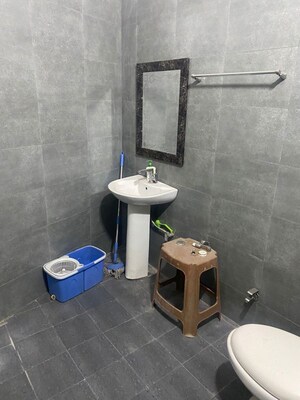 Bathroom in 3 BHK Builder Floor at Vasundhara Pride, Vasundhara Sector 16 – for Rent