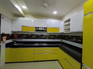 Team Area in 3 BHK Apartment at Poonam Heights, Goregaon West – for Rent