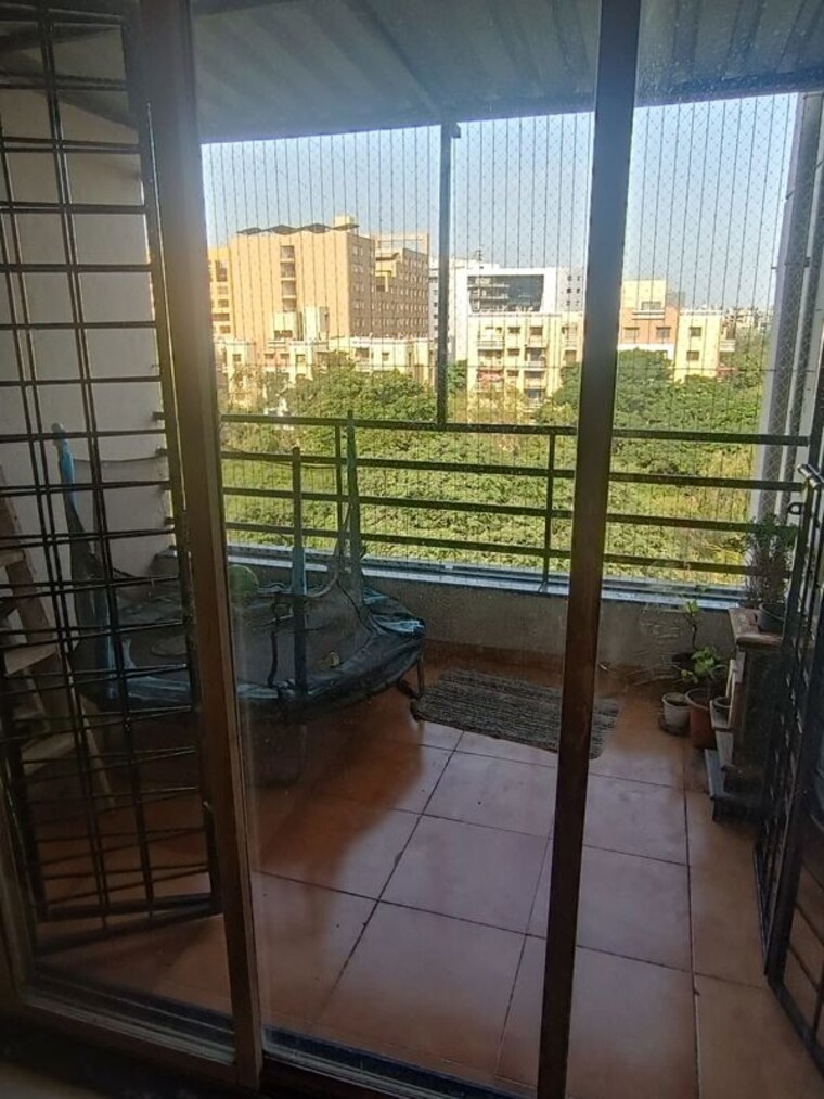 Balcony, lalwani-regency 2 Bedroom 1100 Sq.Ft. Apartment In Viman Nagar Pune 10642825