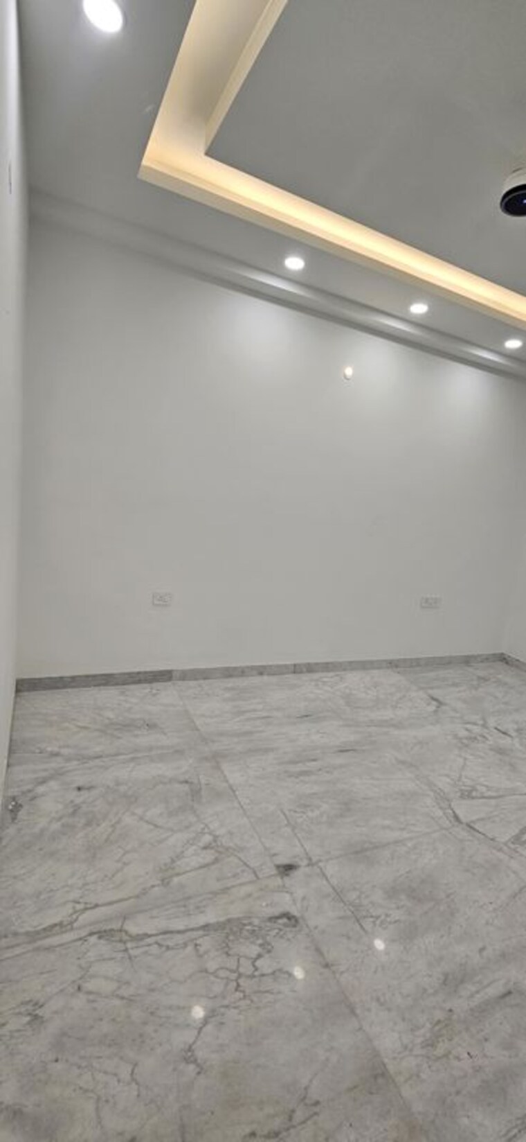 Room, sector 43 4 Bedroom 300 Sq.Yd. Builder Floor In Sector 43 Gurgaon 10642840