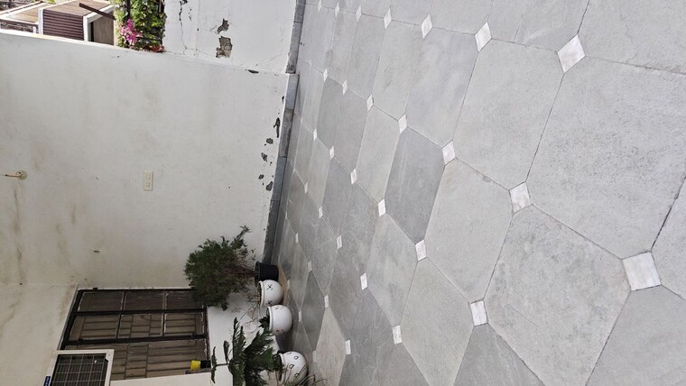 Bathroom, chiranjiv vihar 4 Bedroom 106 Sq.Yd. Independent House In Chiranjiv Vihar Ghaziabad 10642837
