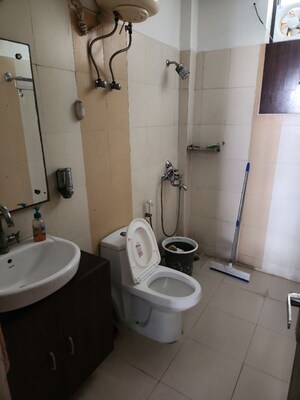 Bathroom in 3 BHK Apartment at SRS Pearl Floors, Sector 88 – for Rent