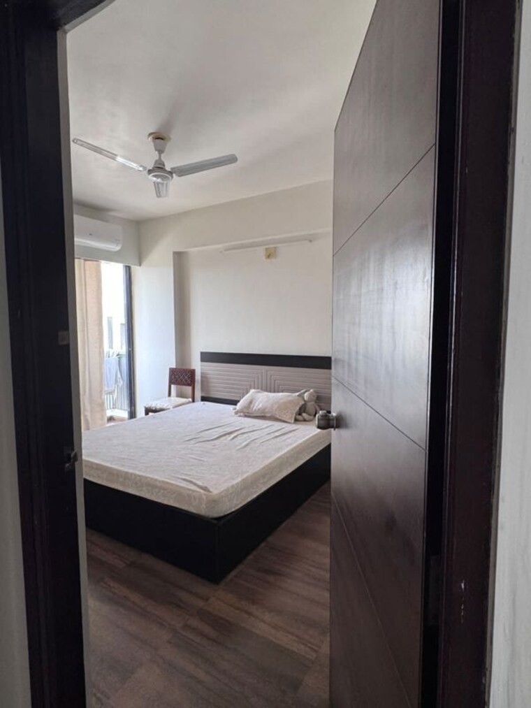 Master Bedroom, dev-aurum 2 Bedroom 1400 Sq.Ft. Apartment In Prahlad Nagar Ahmedabad 10630265