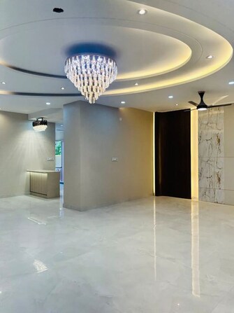 4 BHK + Servant Room Builder Floor For Sale in BPTP Park Central in Sector 85, Faridabad