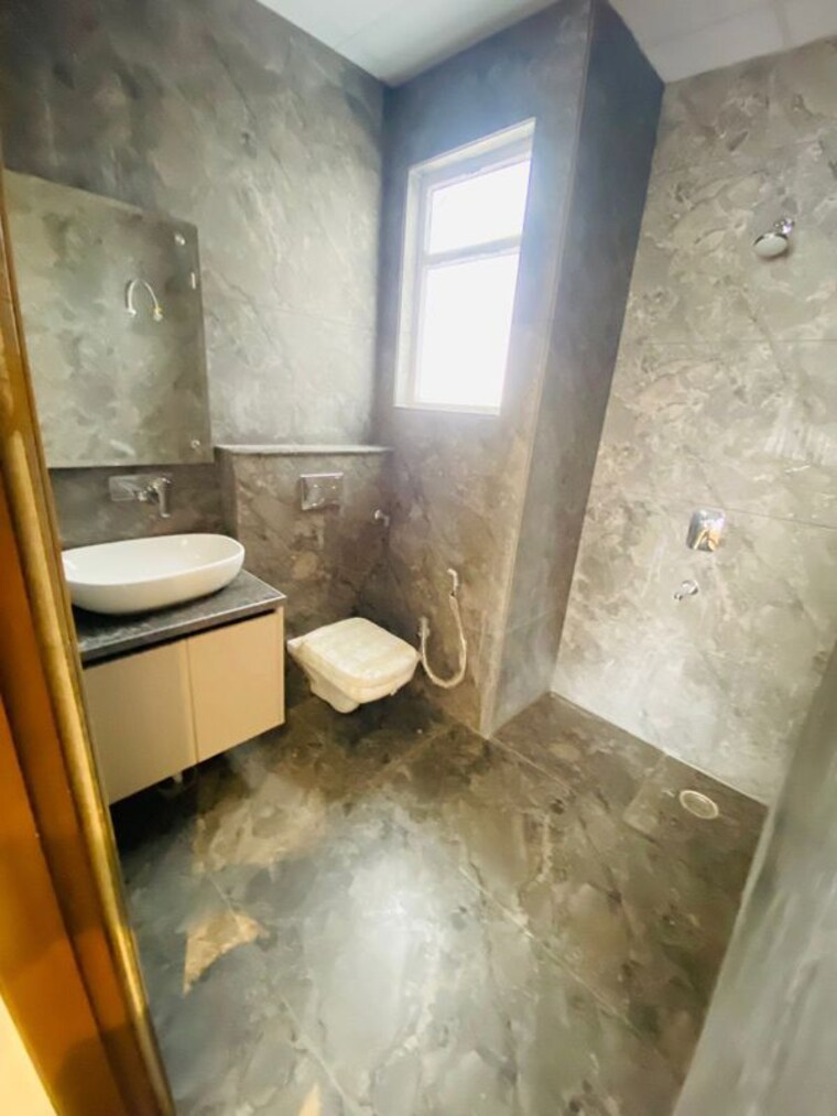 Bathroom, sector 117 3 Bedroom 1939 Sq.Ft. Apartment In Sector 117 Mohali 10642836