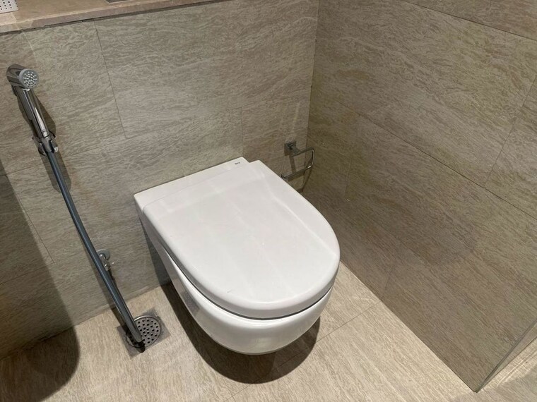 Bathroom, adani-ten-bkc 4 Bedroom 1670 Sq.Ft. Apartment In Bandra East Mumbai 10642858