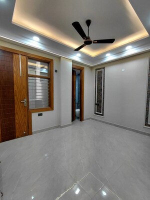 Room in 3 BHK Builder Floor at Fidato Honour Homes, Sector 89 – for Rent