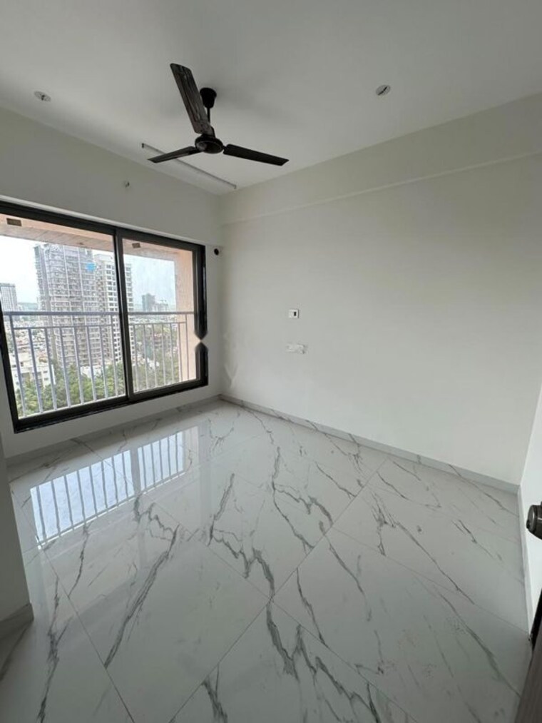 Balcony, hum-solaris 3 Bedroom 1129 Sq.Ft. Apartment In Kandivali West Mumbai 10642876