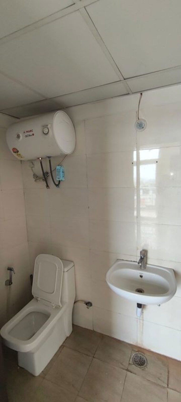 Bathroom, dhoran-rajpur-enclave 3 Bedroom 1460 Sq.Ft. Apartment In Govind Vihar Dehradun 10642884