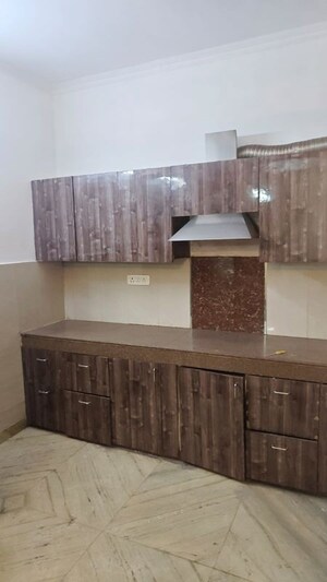 Kitchen in 3 BHK Builder Floor at Green Fields Colony – for Rent