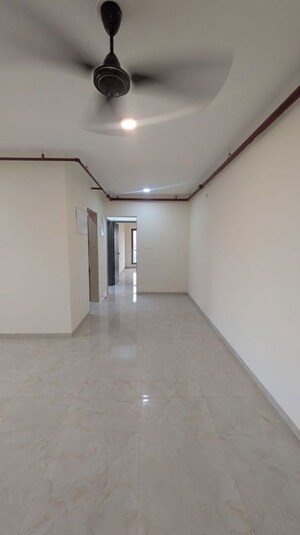 Room in 1 BHK Apartment at IM Applaud 38, Goregaon East – for Sale
