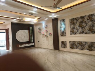 4 BHK + Servant Room Builder Floor For Sale in BPTP Park Central in Sector 85, Faridabad