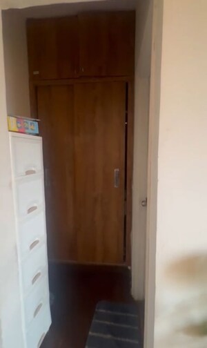 Furnished Amenities in 2 BHK Apartment at Shree Vardhman Victoria, Sector 70 – for Rent
