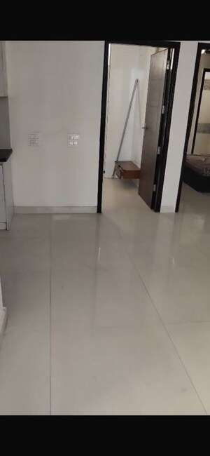 Furnished Amenities in 2 BHK Apartment at Oasis Green, Patiala Road – for Rent