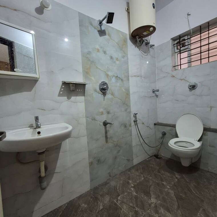 Bathroom, btm layout stage 2 2 Bedroom 1300 Sq.Ft. Apartment In Btm Layout Stage 2 Bangalore 10642926