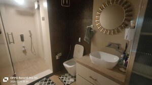Attached Bathroom in 2 BHK Apartment at Mahindra Alcove, Chandivali – for Rent