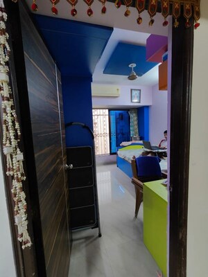Room in 2 BHK Apartment at Progressive Group Signature, Ghansoli – for Rent