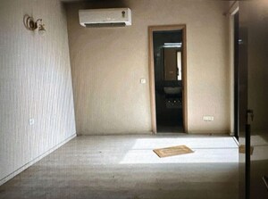 Room in 2 BHK Apartment at M3M Heights, Sector 65 – for Sale