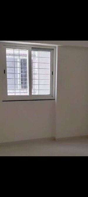 Room in 2 BHK Apartment at Prithvi Proximus, Hadapsar – for Sale