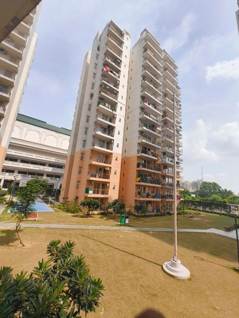 Exterior View, rof-amaltas 3 Bedroom 645 Sq.Ft. Apartment In Sector 92 Gurgaon 10643027