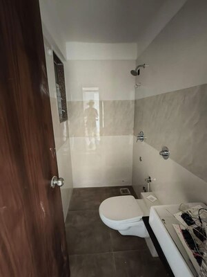Bathroom in 2 BHK Apartment at Seawoods Estates Nri Complex, Seawoods Sector 58 – for Rent